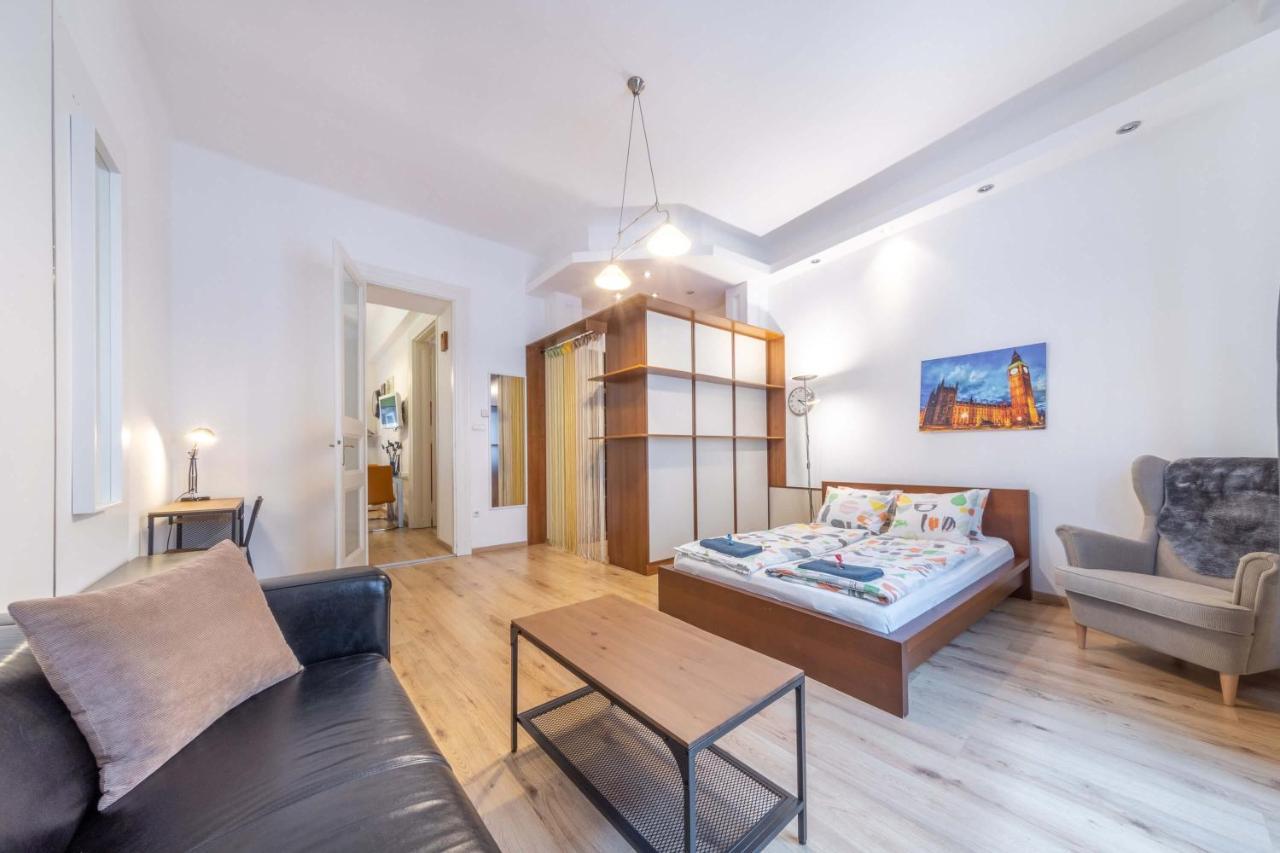 Anastasia 2 bedrooms apartment on Váci utca Budapeste Exterior foto